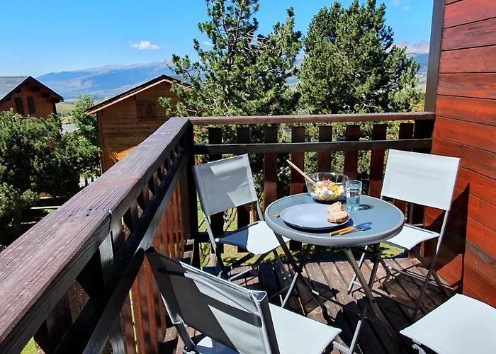 Chalet Individuel Les Sorbiers - 80M2 - Jardin - Barbecue - Wifi - Netflix - Ski & Randonnee - Pyrenees Catalanes Francaises -