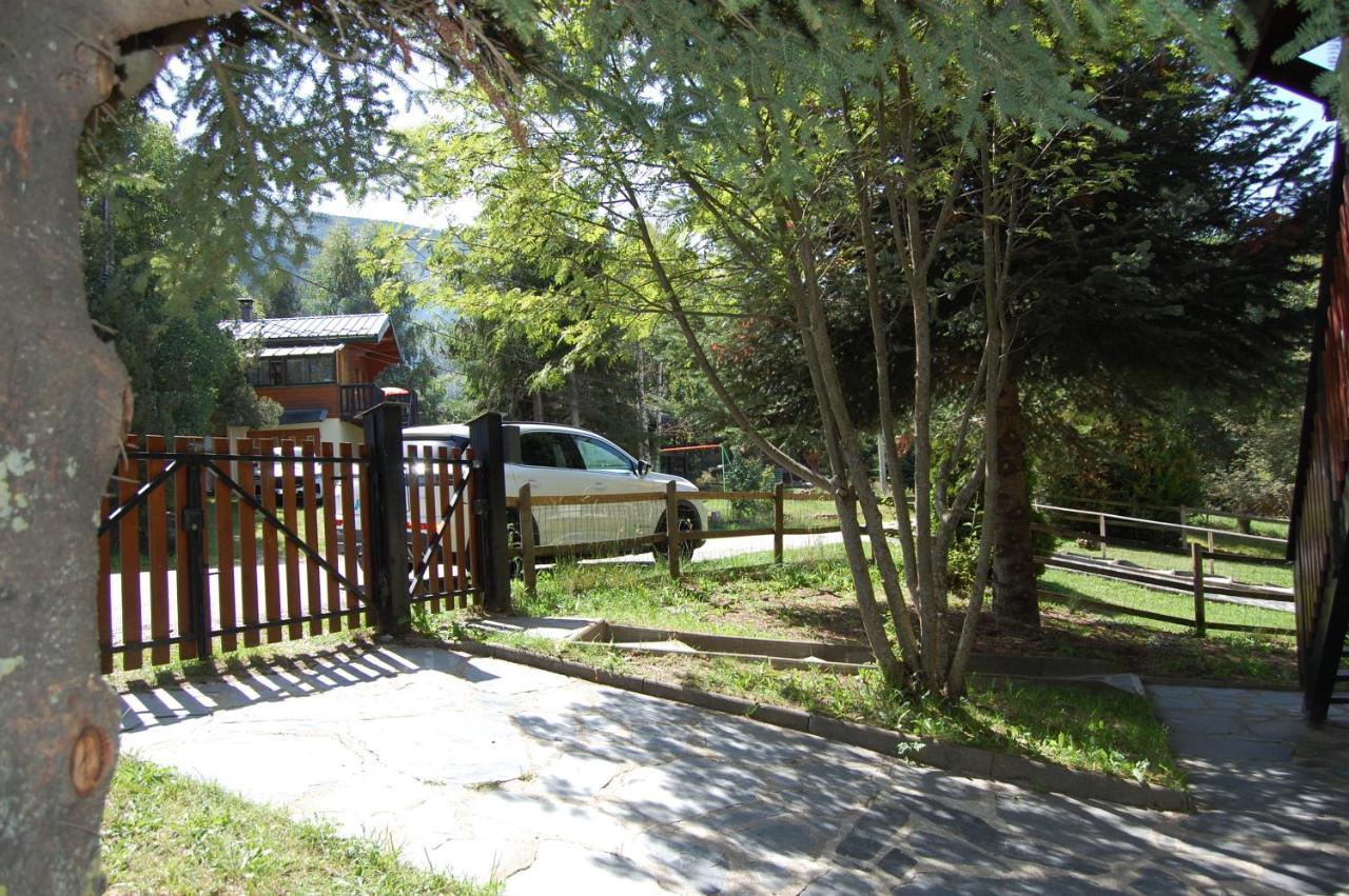 Les Sorbiers: Pyrenees Retreat With Garden And Access * Eyne